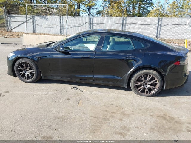 44624614 :رقم المزاد ، 5YJSA1E56MF428517 vin ، 2021 Tesla Model S Long Range Dual Motor All-wheel Drive مزاد بيع