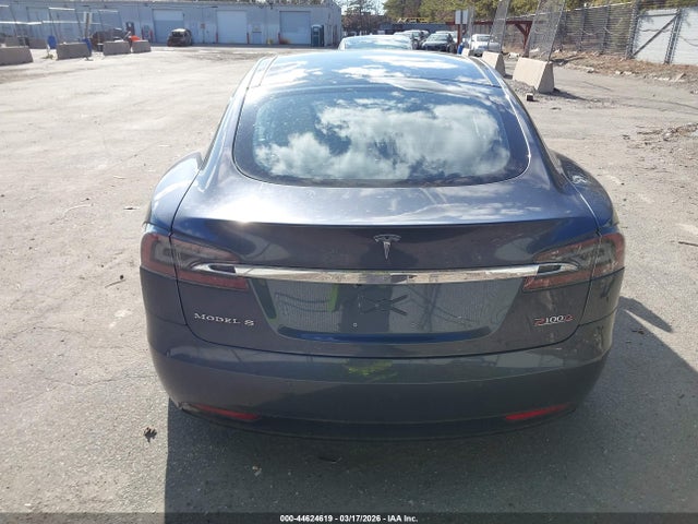44624619 :رقم المزاد ، 5YJSA1E40JF292050 vin ، 2018 Tesla Model S 100d/75d/p100d مزاد بيع
