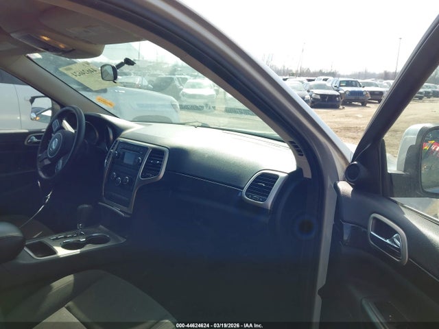 Продажа на аукционе авто 2012 Jeep Grand Cherokee Laredo, vin: 1C4RJFAG7CC214067, номер лота: 44624624