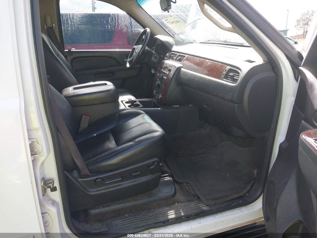 Продаж на аукціоні авто 2011 Chevrolet Tahoe Lt, vin: 1GNSKBE02BR296345, номер лоту: 44624627