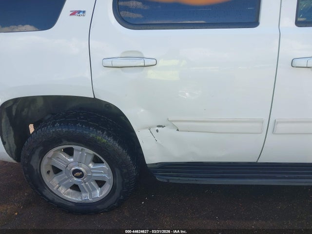 Продаж на аукціоні авто 2011 Chevrolet Tahoe Lt, vin: 1GNSKBE02BR296345, номер лоту: 44624627
