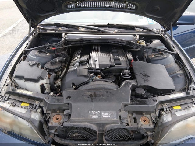 44624629 :رقم المزاد ، WBABW33444PL32072 vin ، 2004 Bmw 325ci مزاد بيع