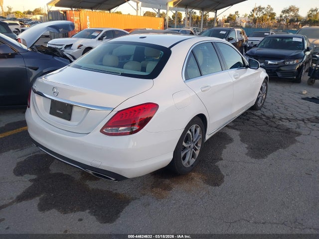 Aukcja sprzedaży 2015 Mercedes-benz C 300, vin: 55SWF4JB3FU065823, numer aukcji: 44624632