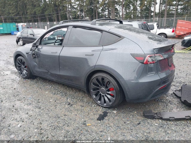 7SAYGDEF9NF549288 Tesla Model Y Performance Dual Motor All-wheel Drive