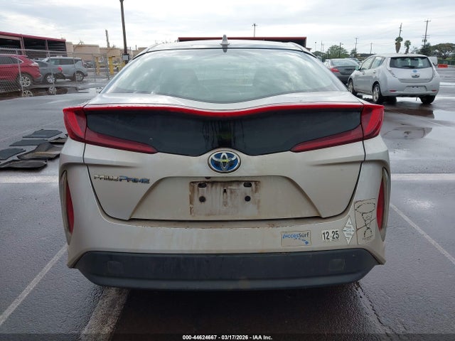 JTDKAMFP8N3199709 Toyota Prius Prime Le