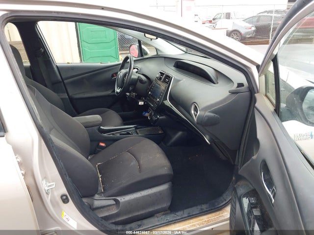 JTDKAMFP8N3199709 Toyota Prius Prime Le