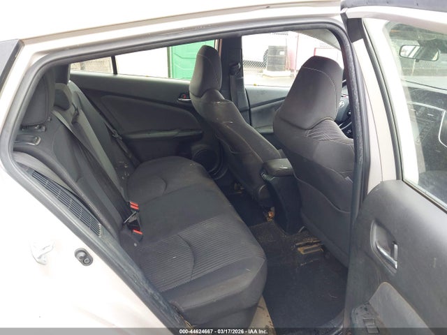 JTDKAMFP8N3199709 Toyota Prius Prime Le