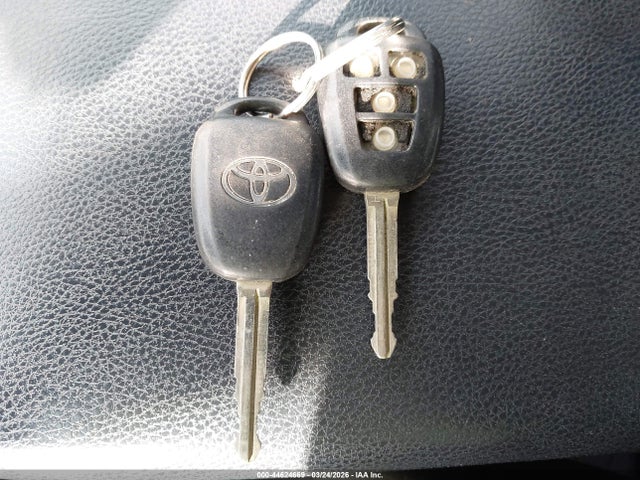 2016 TOYOTA RAV4 JTMWFREV7GJ087160 Photo 10