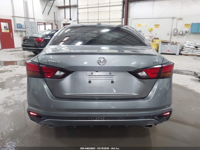 1N4BL4CVXNN382133 Nissan Altima Sr Fwd