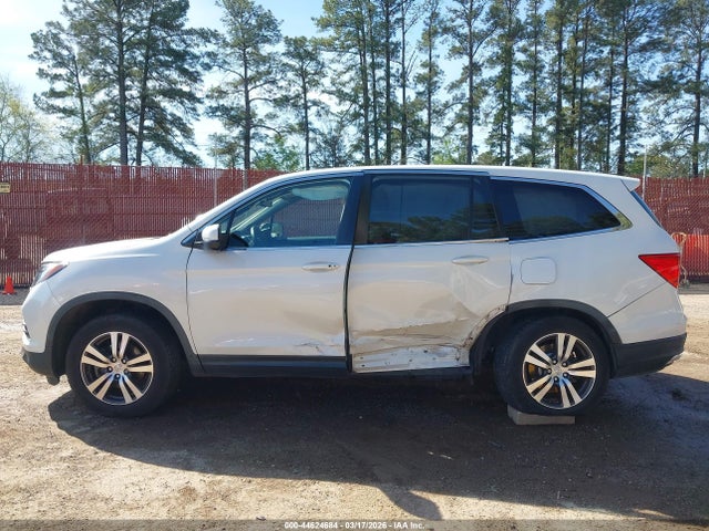 Продажа на аукционе авто 2017 Honda Pilot Ex-l, vin: 5FNYF5H5XHB022194, номер лота: 44624684
