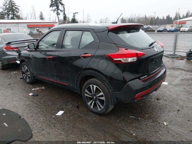3N1CP5CU0JL532862 Nissan KICKS SV