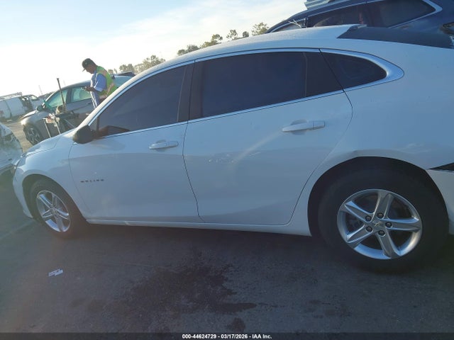 1G1ZC5ST8LF148572 Chevrolet Malibu Fwd 1fl