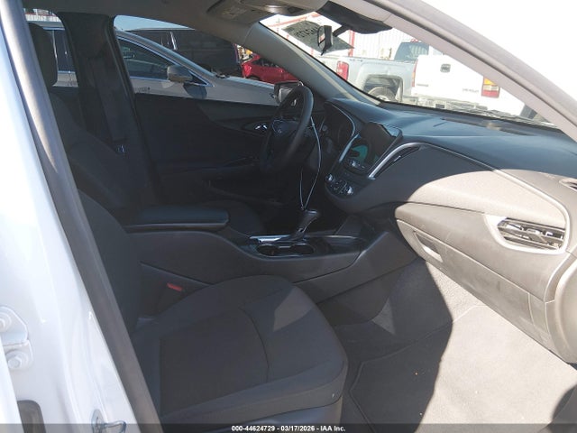 1G1ZC5ST8LF148572 Chevrolet Malibu Fwd 1fl