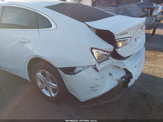 1G1ZC5ST8LF148572 Chevrolet Malibu Fwd 1fl