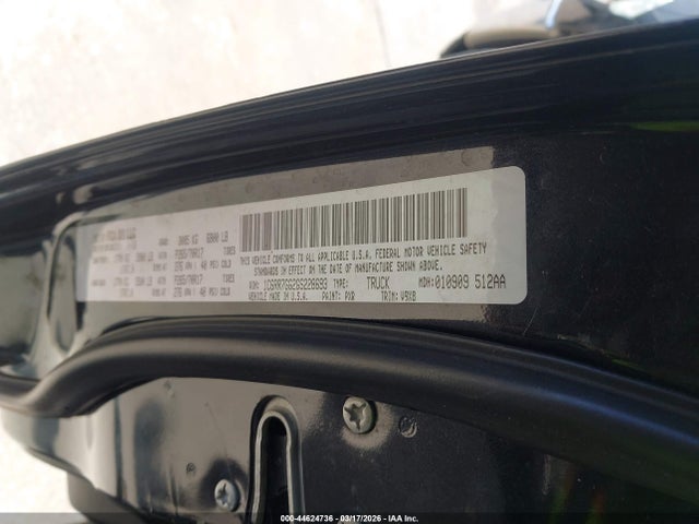 1C6RR7GG2GS228693 RAM 1500 Slt