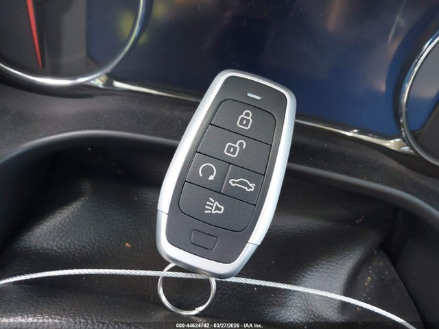1GKKNPLS3HZ177833 GMC Acadia Denali
