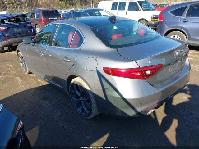 ZARFANBN9K7622674 Alfa Romeo Giulia Ti Awd
