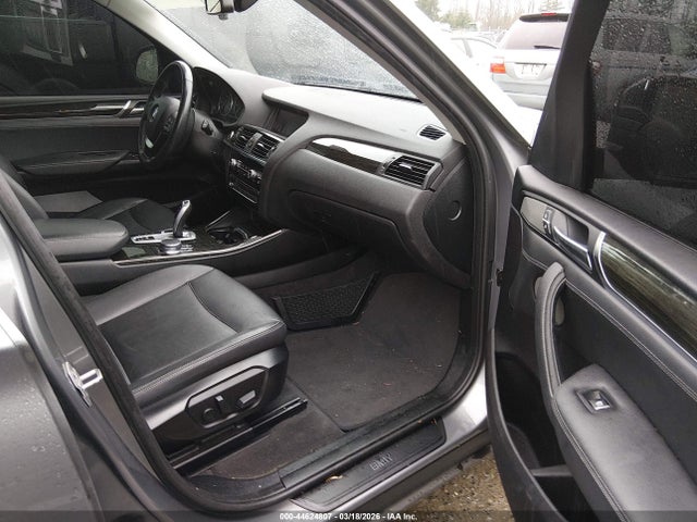 2017 BMW X3 5UXWX9C54H0T15234 Photo 4