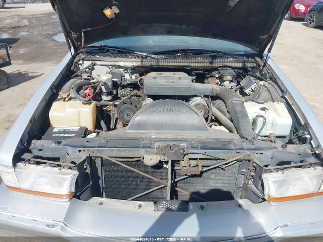 44624815 :رقم المزاد ، 1G4BN5375NR404197 vin ، 1992 Buick Roadmaster مزاد بيع