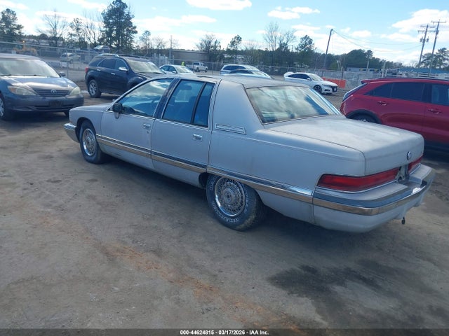 44624815 :رقم المزاد ، 1G4BN5375NR404197 vin ، 1992 Buick Roadmaster مزاد بيع
