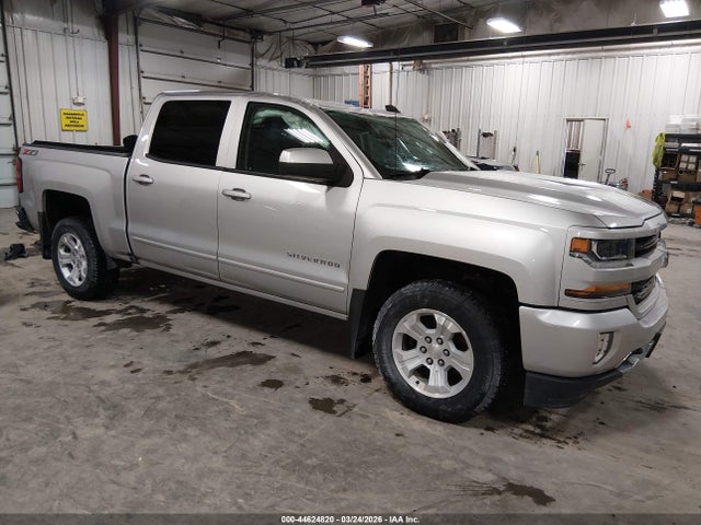 44624820 :رقم المزاد ، 3GCUKREC5JG646098 vin ، 2018 Chevrolet Silverado 1500 2lt مزاد بيع