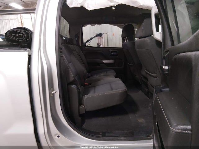 44624820 :رقم المزاد ، 3GCUKREC5JG646098 vin ، 2018 Chevrolet Silverado 1500 2lt مزاد بيع