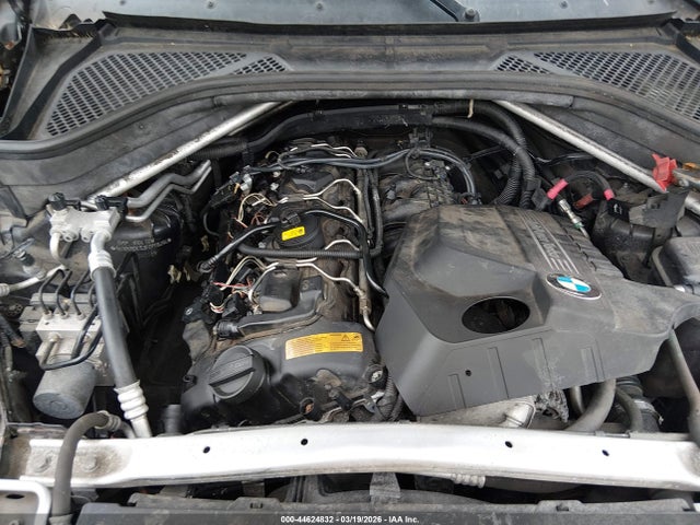 2015 BMW X5 5UXKR0C53F0P06294 Photo 9