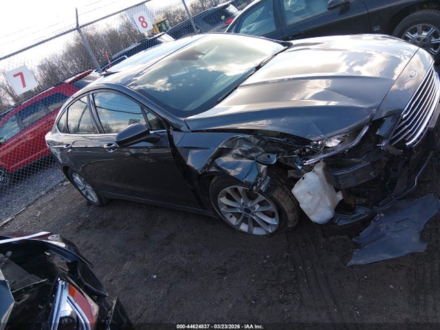 Продажа на аукционе авто 2020 Ford Fusion Se, vin: 3FA6P0HD5LR132114, номер лота: 44624837