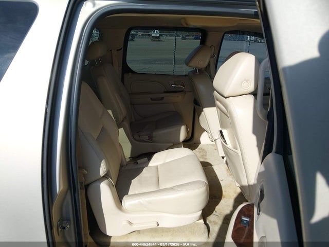 2007 CADILLAC ESCALADE ESV 1GYFK66847R265444 Photo 7