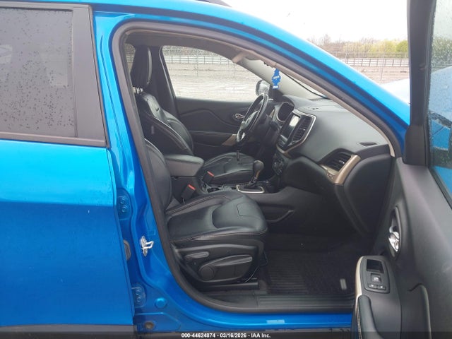 2018 JEEP CHEROKEE 1C4PJMDB0JD617133 Photo 4