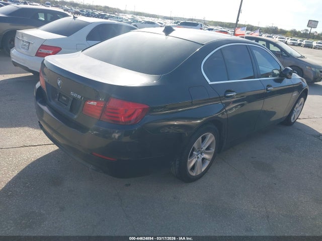 44624894 :رقم المزاد ، WBAXH5C59DDW14472 vin ، 2013 Bmw 528i Xdrive مزاد بيع