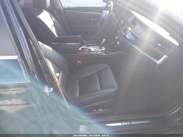 44624894 :رقم المزاد ، WBAXH5C59DDW14472 vin ، 2013 Bmw 528i Xdrive مزاد بيع