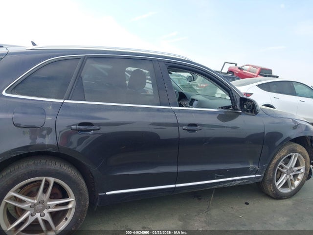 2014 Audi Q5 2.0t Premium მანქანა იყიდება აუქციონზე, vin: WA1LFAFP5EA131653, აუქციონის ნომერი: 44624900