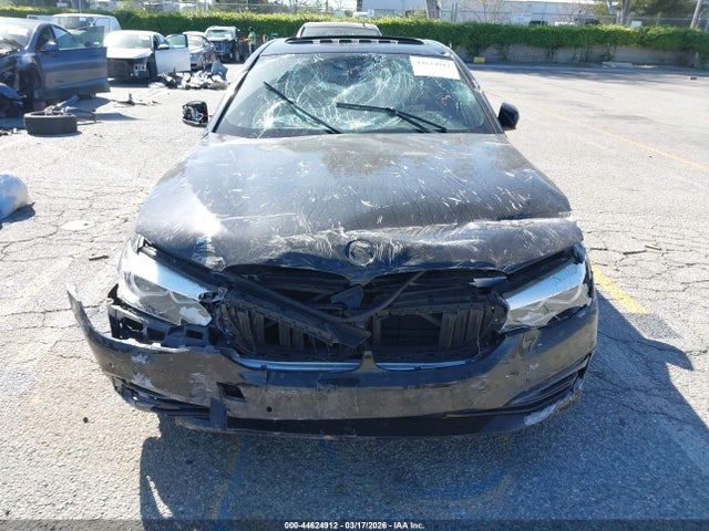 WBAJE5C57KWW11456 BMW 540I