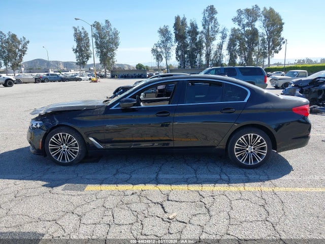 WBAJE5C57KWW11456 BMW 540I