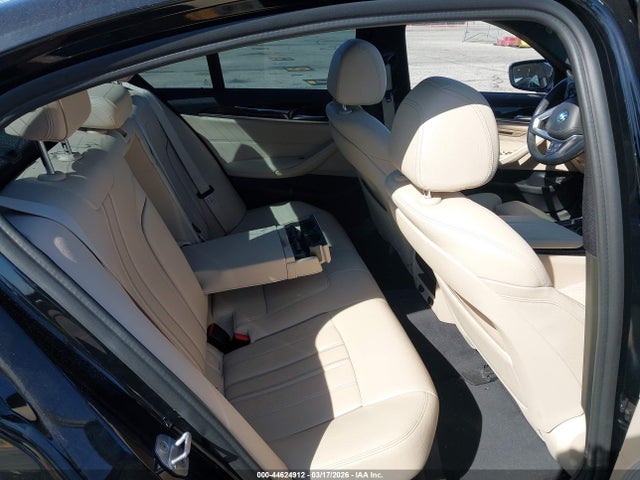2019 BMW 540I WBAJE5C57KWW11456 Photo 7