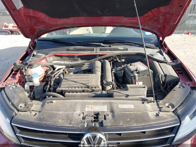 44625010 :رقم المزاد ، 3VWDB7AJ9HM261872 vin ، 2017 Volkswagen Jetta 1.4t Se مزاد بيع