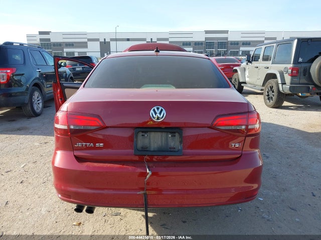 44625010 :رقم المزاد ، 3VWDB7AJ9HM261872 vin ، 2017 Volkswagen Jetta 1.4t Se مزاد بيع
