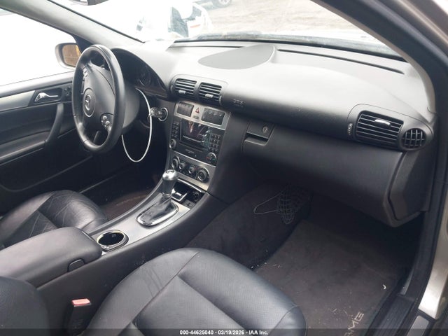 2005 Mercedes-benz C 230 Kompressor Sport მანქანა იყიდება აუქციონზე, vin: WDBRF40J25F710509, აუქციონის ნომერი: 44625040