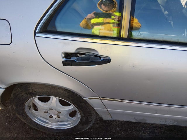 Aukcja sprzedaży 1999 Mercedes-benz S 420, vin: WDBGA43G1XA432028, numer aukcji: 44625053