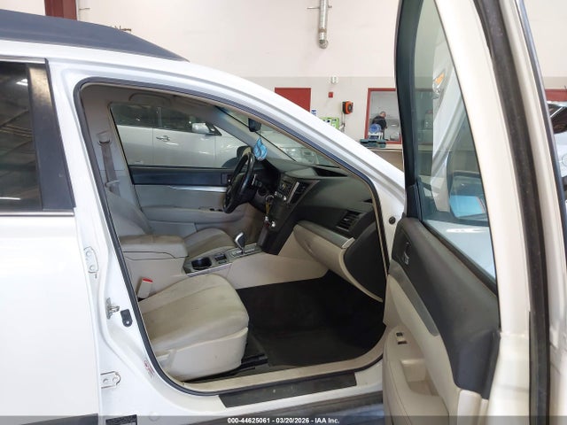44625061 :رقم المزاد ، 4S4BRBCC5C3294249 vin ، 2012 Subaru Outback 2.5i Premium مزاد بيع
