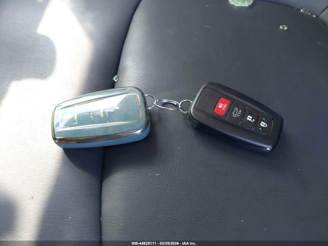 2023 TOYOTA RAV4 HYBRID JTMB6RFV8PD090029 Photo 10