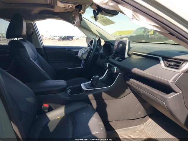 2023 TOYOTA RAV4 HYBRID JTMB6RFV8PD090029 Photo 4