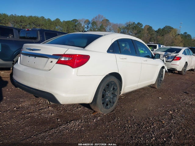 44625135 :رقم المزاد ، 1C3CCBBG5DN755006 vin ، 2013 Chrysler 200 Touring مزاد بيع