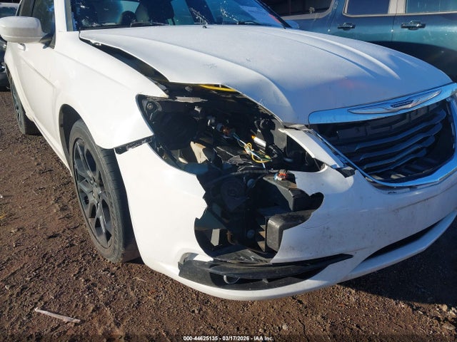 44625135 :رقم المزاد ، 1C3CCBBG5DN755006 vin ، 2013 Chrysler 200 Touring مزاد بيع
