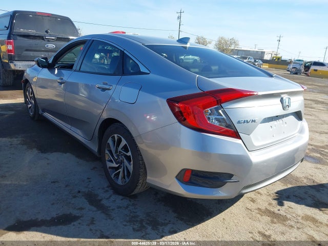 Honda CIVIC EX 2017 2HGFC2F79HH528243 Image 3