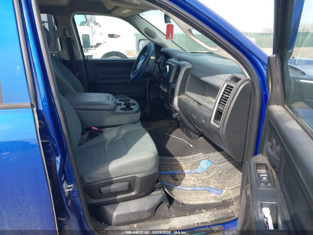 44625160 :رقم المزاد ، 1C6RR7FT7FS655834 vin ، 2015 Ram 1500 St مزاد بيع