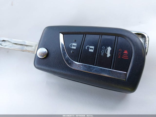 4T1B11HK4JU584250 Toyota CAMRY SE