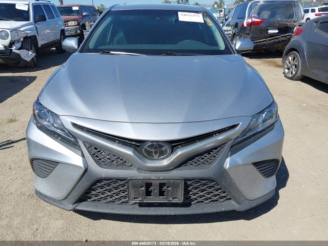 4T1B11HK4JU584250 Toyota CAMRY SE