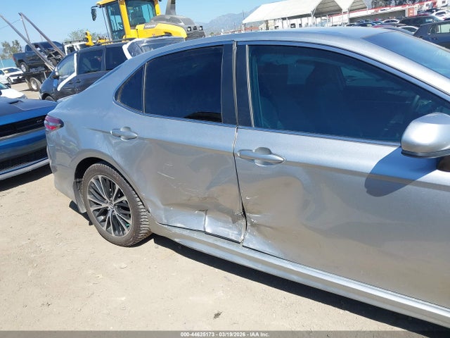 4T1B11HK4JU584250 Toyota CAMRY SE
